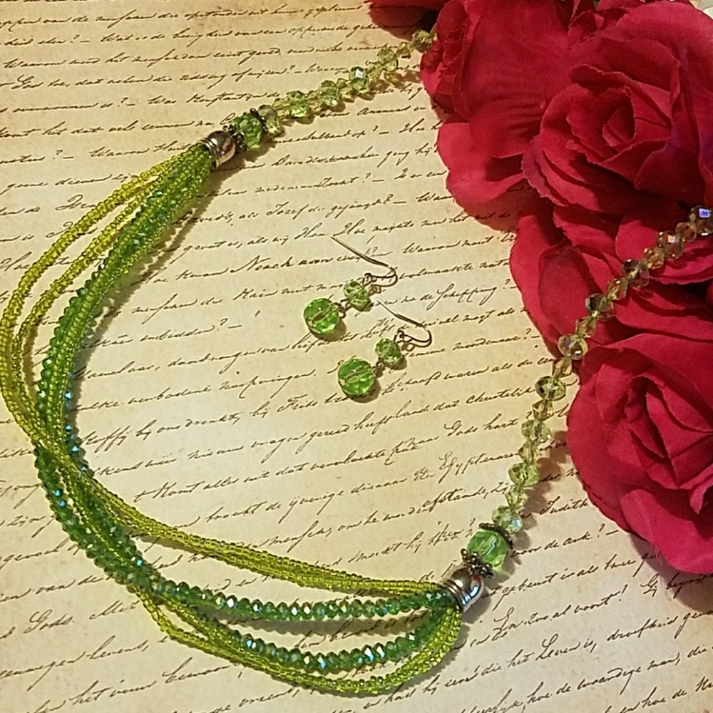 S220 Shades of Green Multi Layered Crystal Set