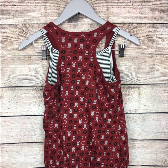 2 layer tank tops with skulls prints in red size M - Picture 2 of 4