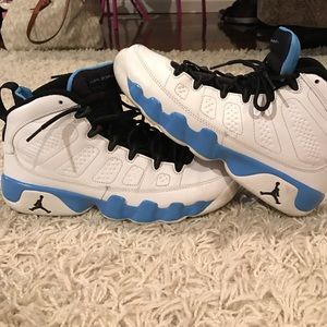 Jordans 9 retros 6Y but fits 7 1/2 in women's