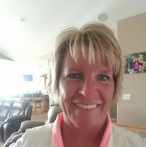 Meet your Posher, Stacy