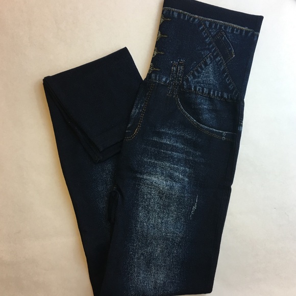 Highwaist Washed Denim Print Ankle Leggings. - Picture 4 of 6