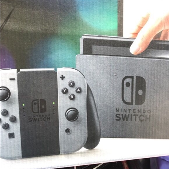 Nintendo switch - Picture 1 of 4