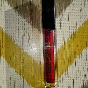 NEW Miss Metal Matte To Last Metallic Lip Creme#05