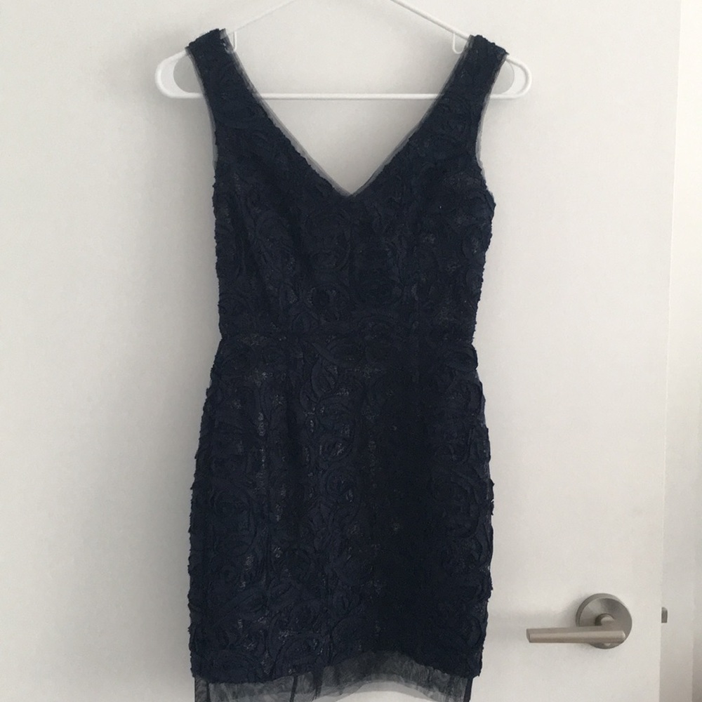 BNWT bcbg floral appliqué navy dress - Picture 2 of 8