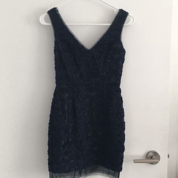 BNWT bcbg floral appliqué navy dress - Picture 2 of 8