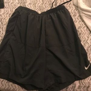 Nike dry challenger shorts