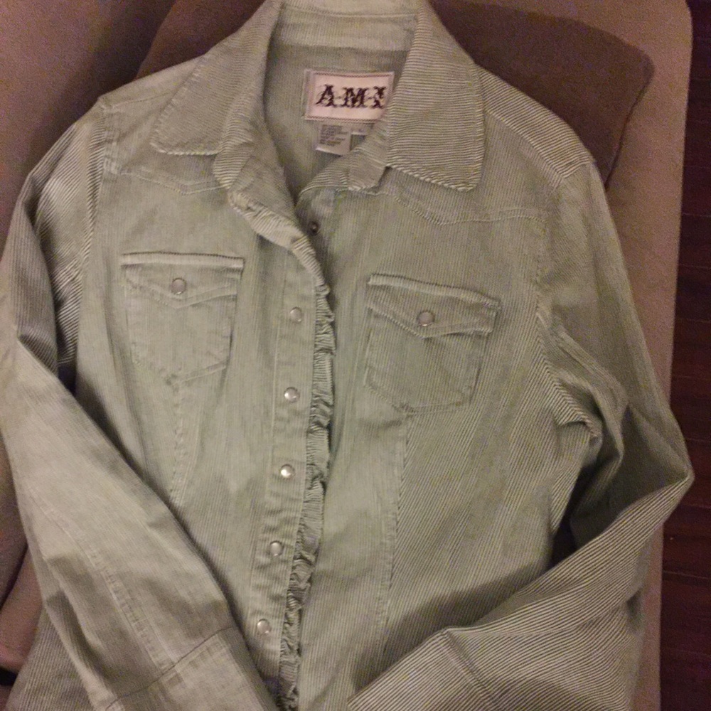 AMI women's long sleeve light Jacket.