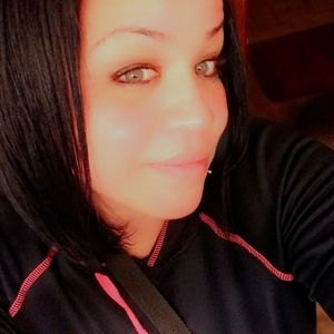 Meet your Posher, Noemi