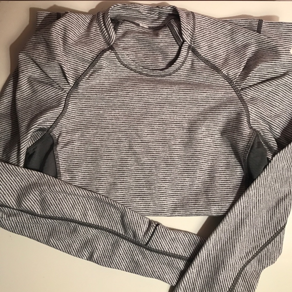 lulu🍋 gray and white stripe long sleeve