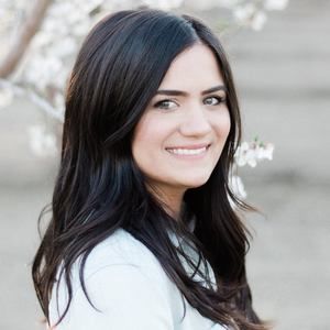 Meet your Posher, Angela