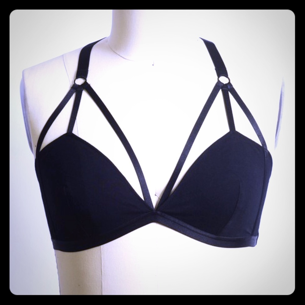 Too Sexy Black Bondage Strappy Bralette - Picture 2 of 5