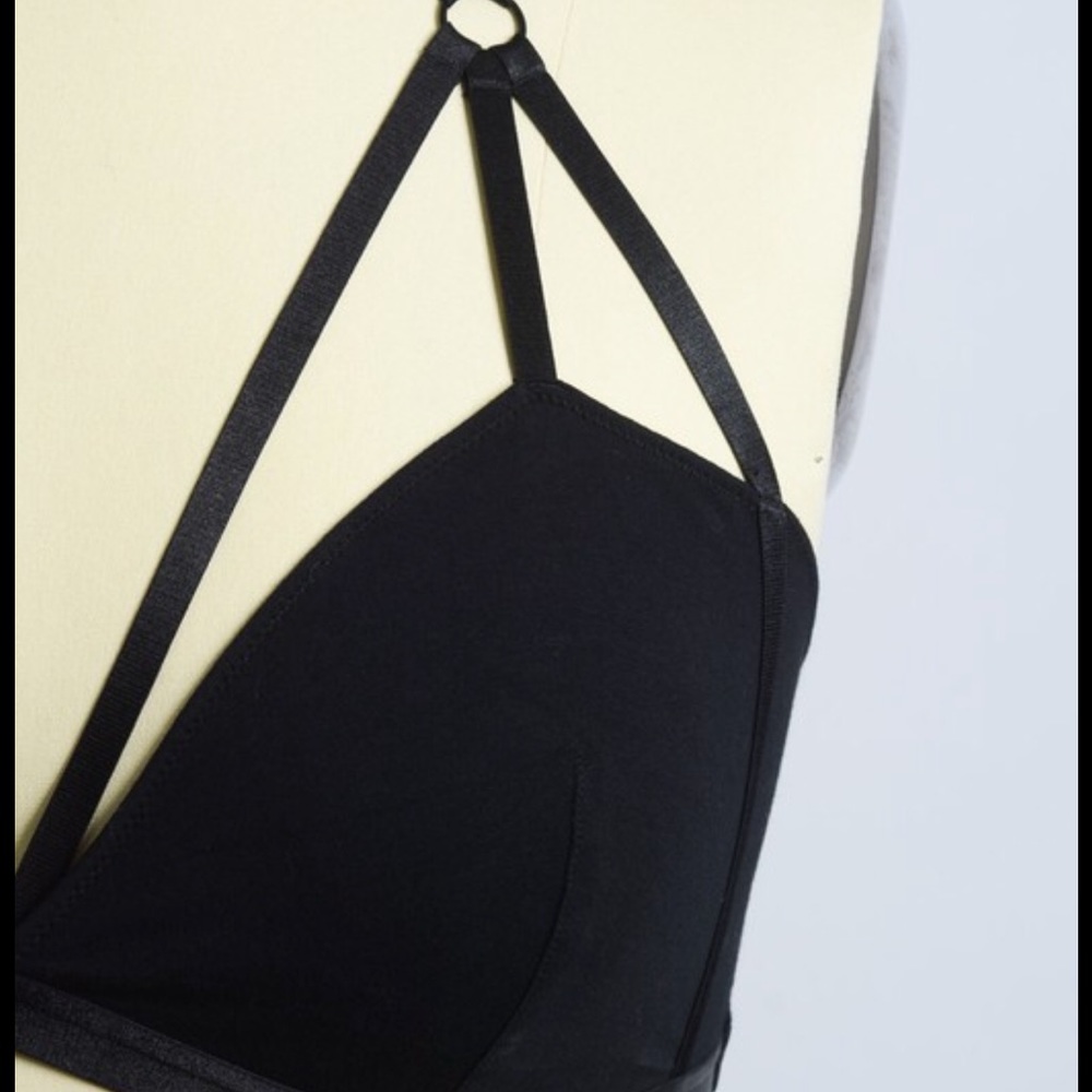 Too Sexy Black Bondage Strappy Bralette - Picture 4 of 5