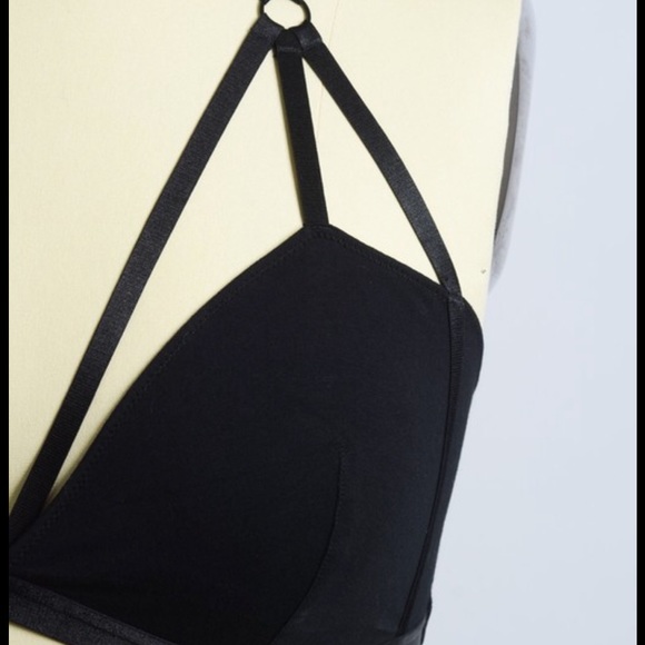 Too Sexy Black Bondage Strappy Bralette - Picture 4 of 5