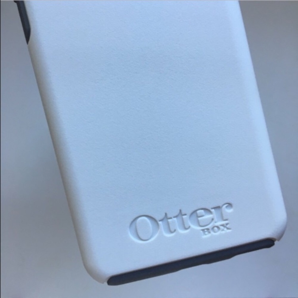 iPhone 6/6s OtterBox Case Brand New