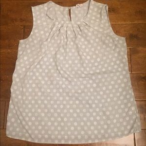 Lightweight Polkadot Sleeveless Shirt