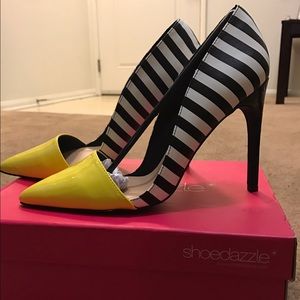 Shoedazzle Winslow pump sz 9.5