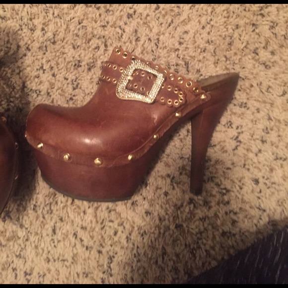 Jessica Simpson Heels - Picture 2 of 4