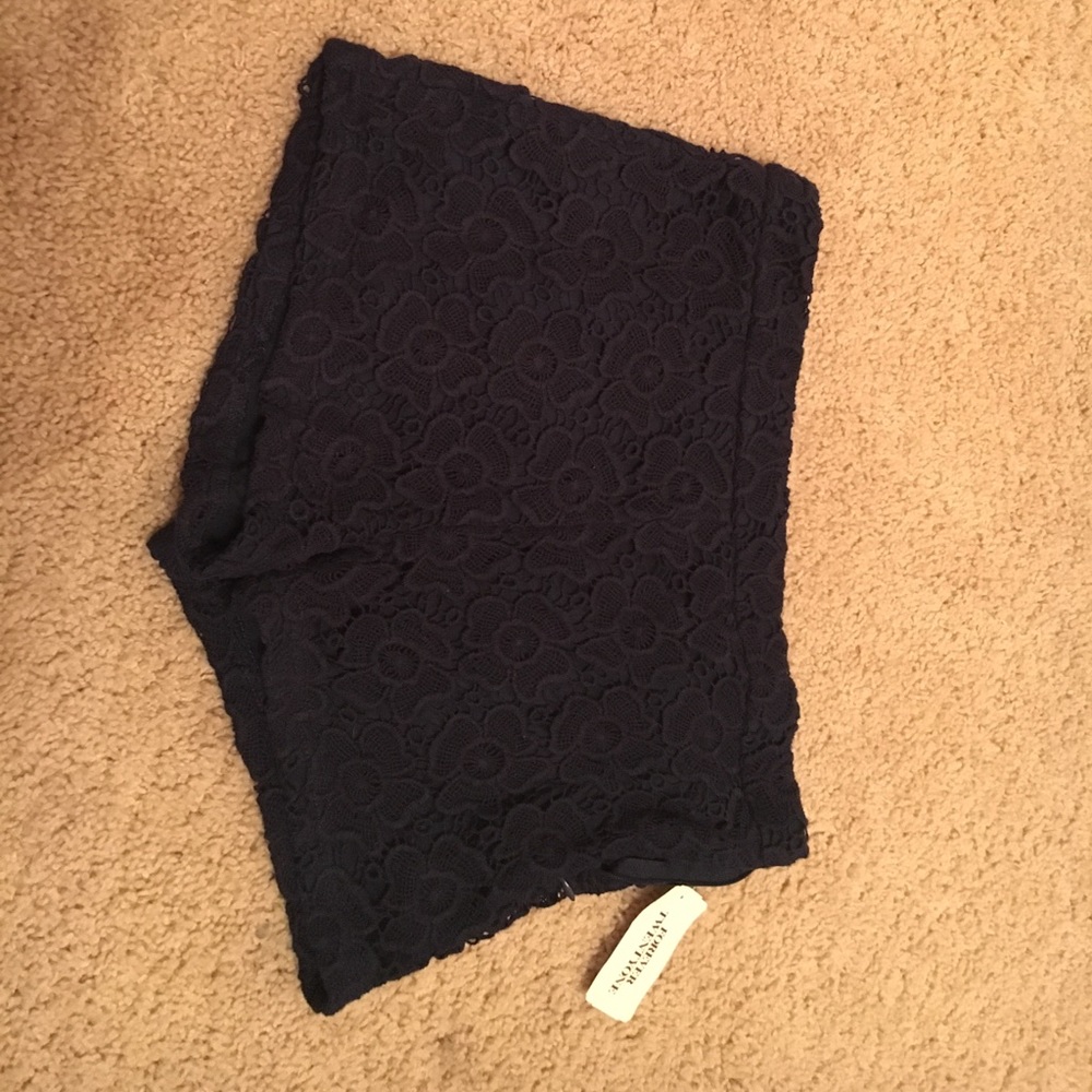 Lace navy blue shorts