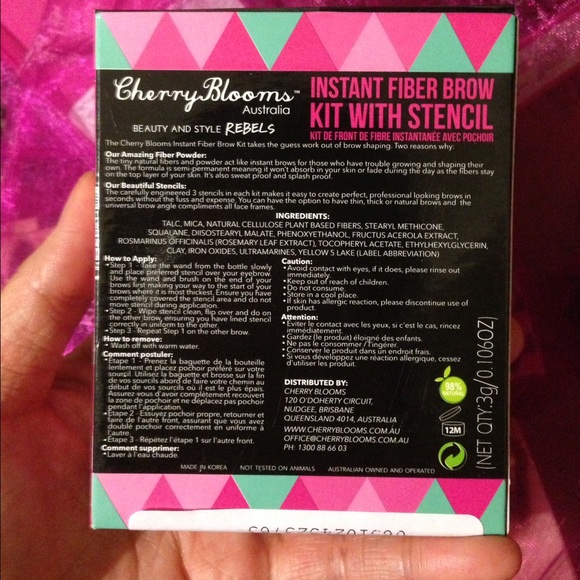 Authentic Famous Cherry Blooms Eyebrows Kit. - Picture 4 of 4