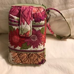 Vera Bradley Smartphone Wristlet Hello Dahlia