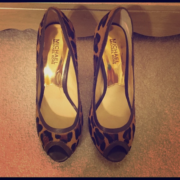 😍BEAUTIFUL MICHAEL KORS LEOPARD HEELS😍 Size 8 - Picture 2 of 7