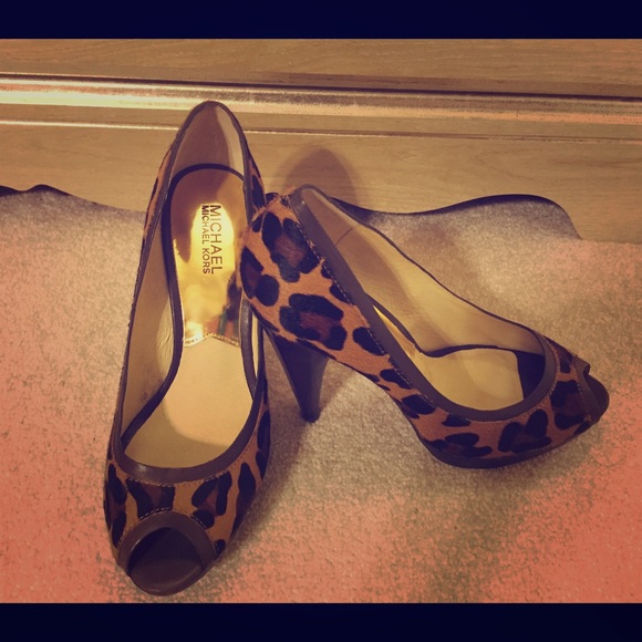 😍BEAUTIFUL MICHAEL KORS LEOPARD HEELS😍 Size 8 - Picture 7 of 7