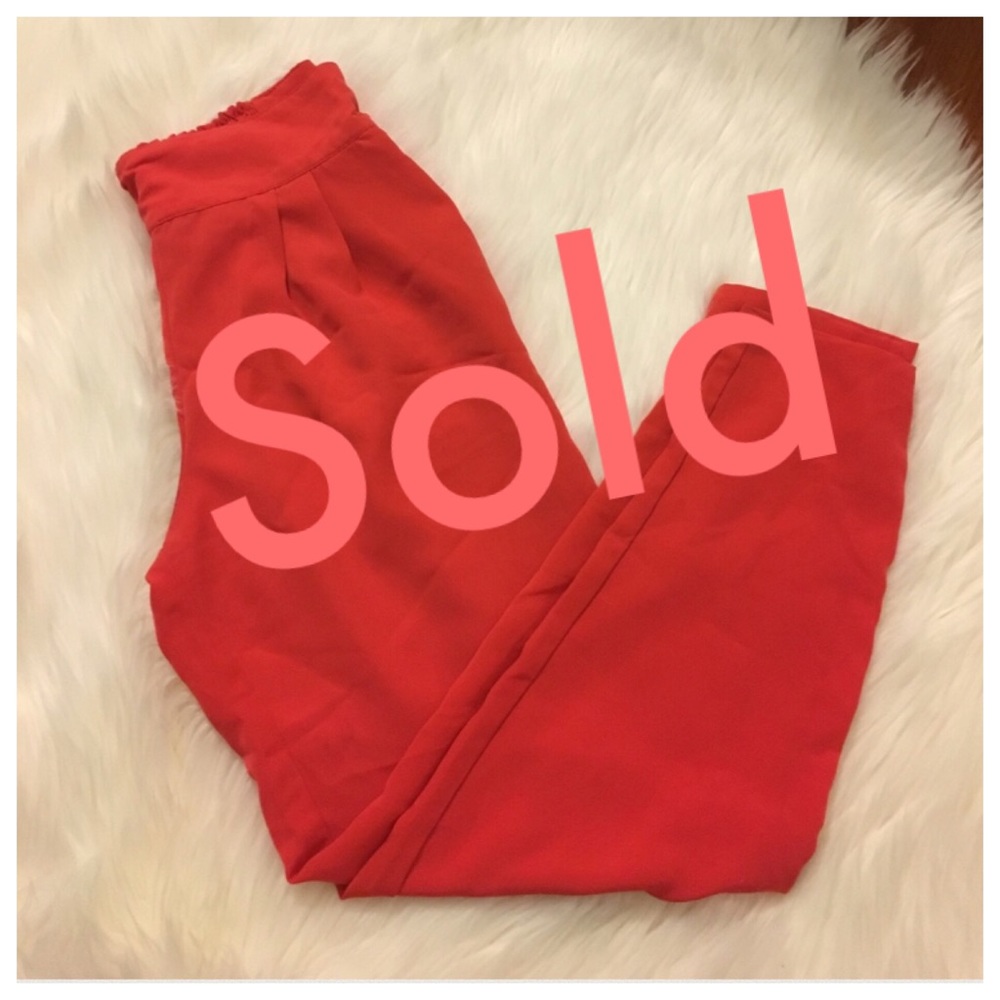 Coral stylish pant 🦋❤️