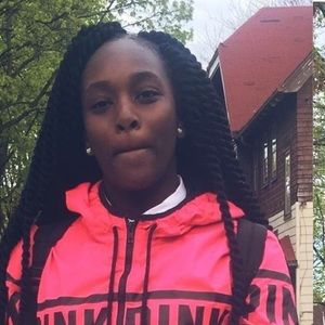 Meet your Posher, Camille