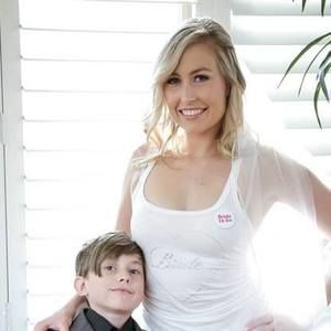 Meet your Posher, Nicki