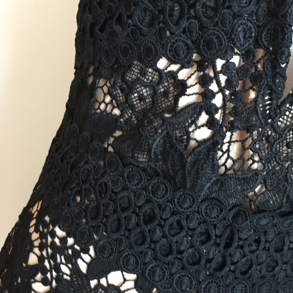 BLACK CROCHET BODYCON DRESS - Picture 5 of 7