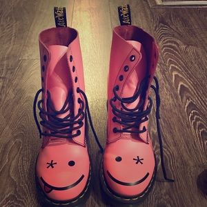 Dr. Martens