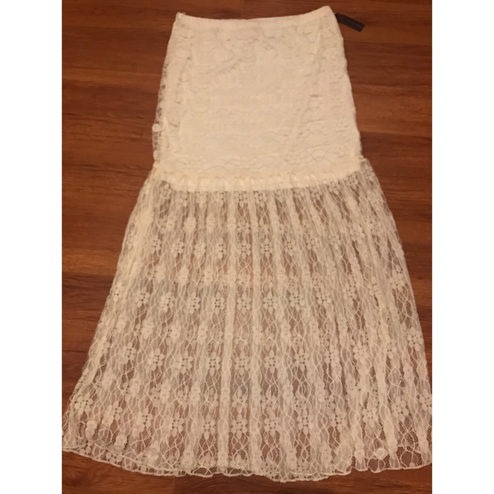 Lace Skirt 🌸