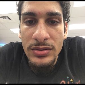 Meet your Posher, Luis