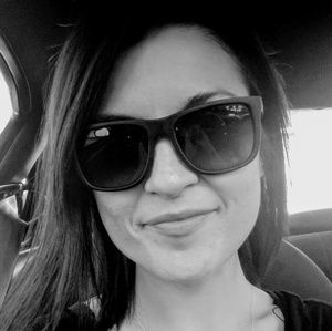 Meet your Posher, Danica