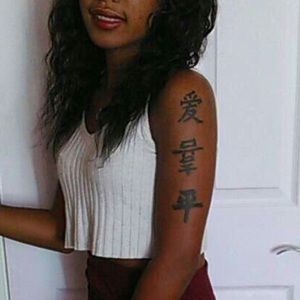 Meet your Posher, Kalia