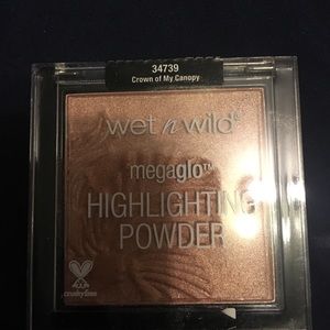 Wet n Wild Crown of my Canopy Highlighting Powder
