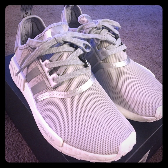 adidas nmd women grey