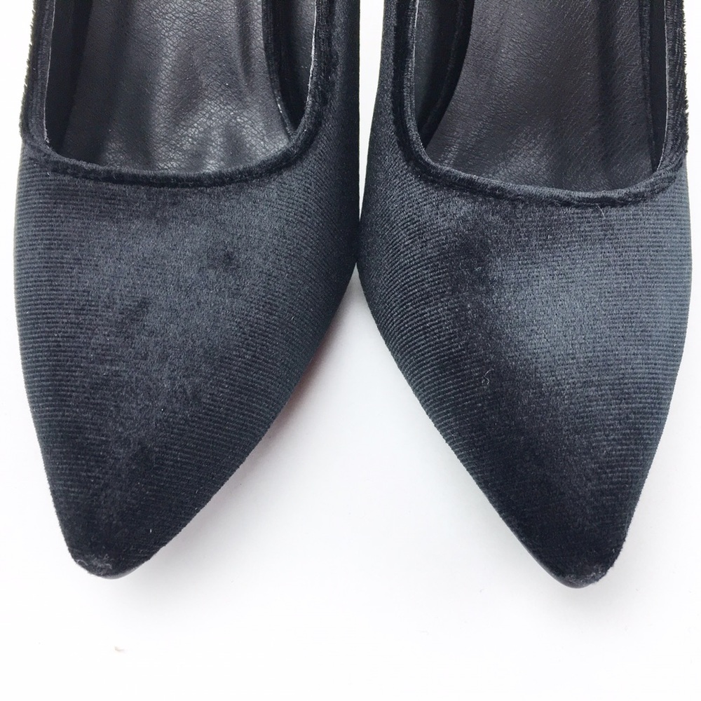 NEW > Black Fabric Classic Pump w/ Clear 4" Heel - Picture 7 of 8