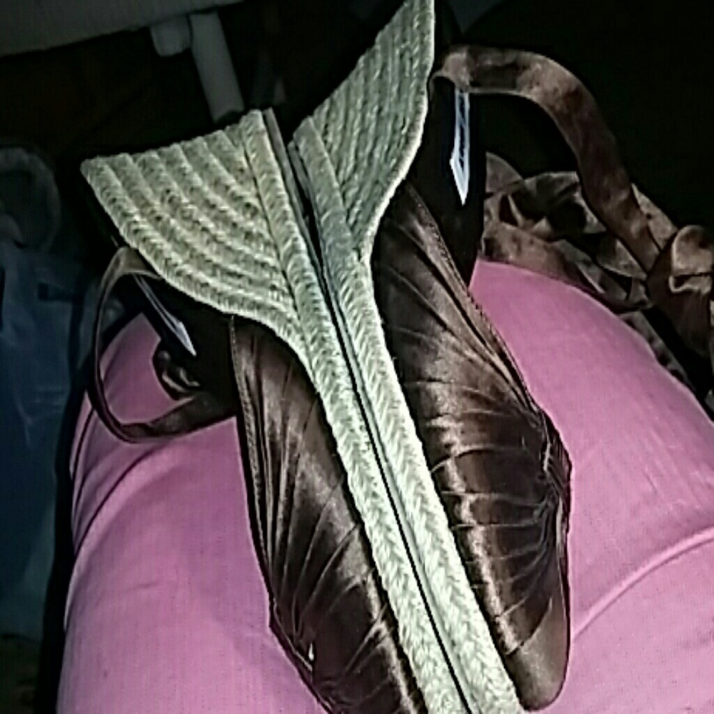 Steve Madden barrier Brown Satin wedge heels