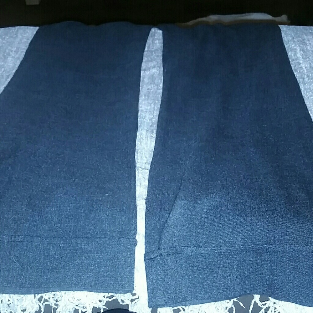 Grey pants - Picture 2 of 2