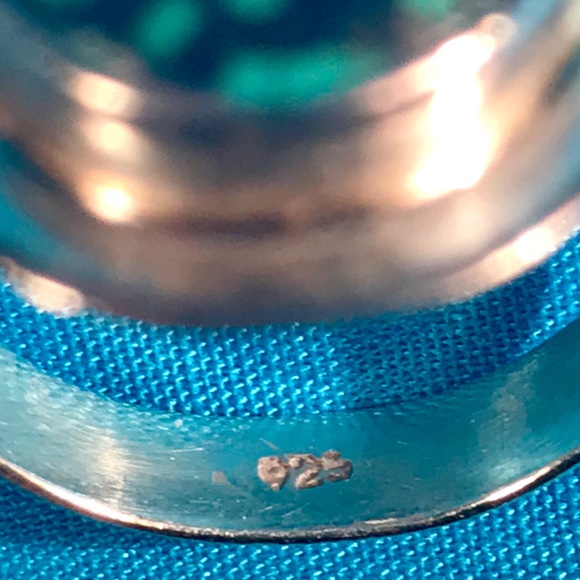 Turquoise and Sterling Silver Adjustable Ring - Picture 4 of 4