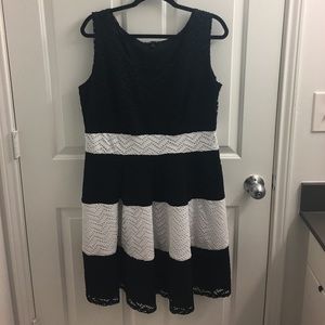 XL black and white dress