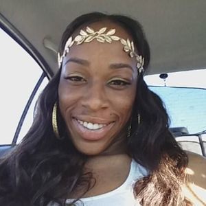 Meet your Posher, Chezzy