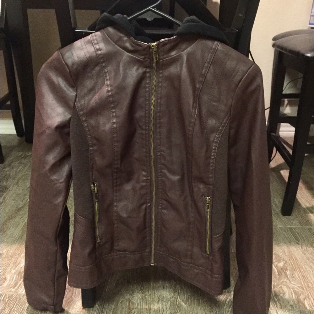 Leather jacket - Picture 2 of 3