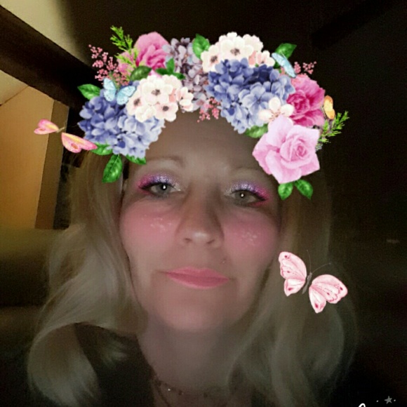 Meet your Posher, Jeannie - Picture 1 of 1