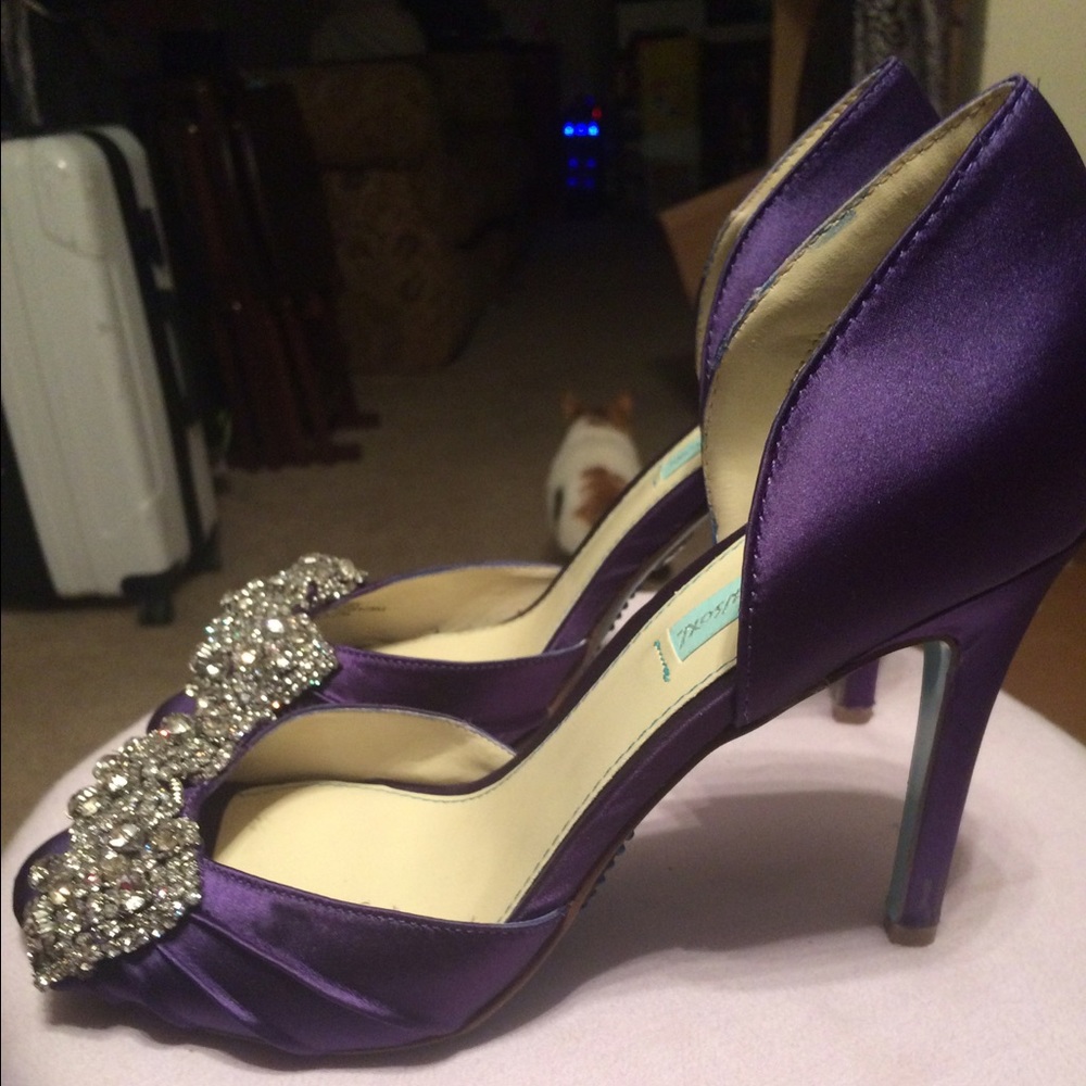 Betsy Johnson Royal Purple Rhinestone Heals Size 9