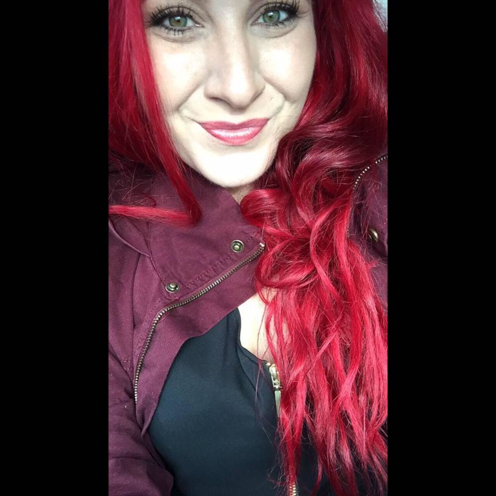 Meet your Posher, Laura