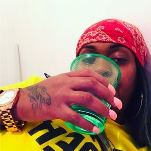 Meet your Posher, Tara