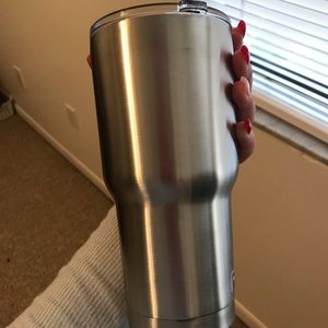 RTIC yeti like tumbler