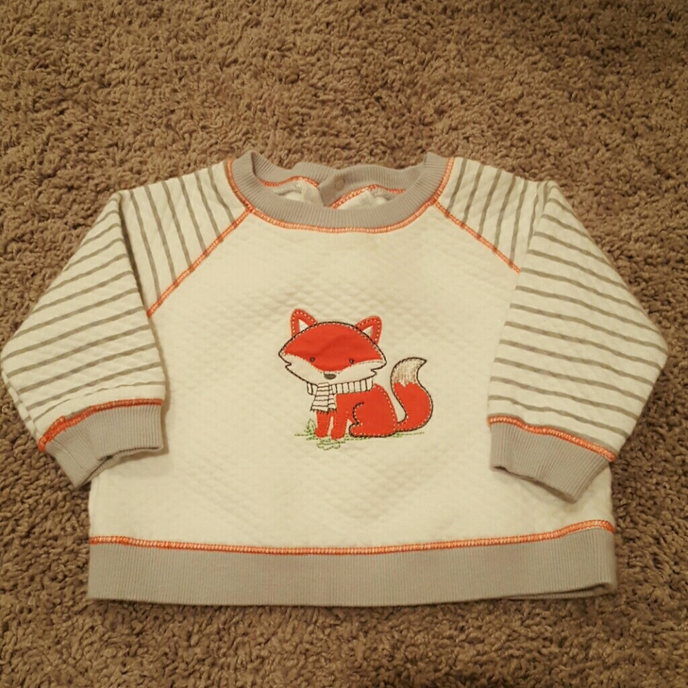 Like new lightweight fox sweater